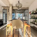 Stunning Industrial-style Loft By The Canals Apartment