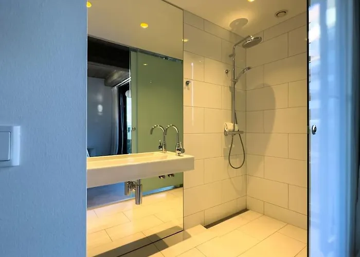 Stunning Industrial-style Loft By The Canals Appartamento