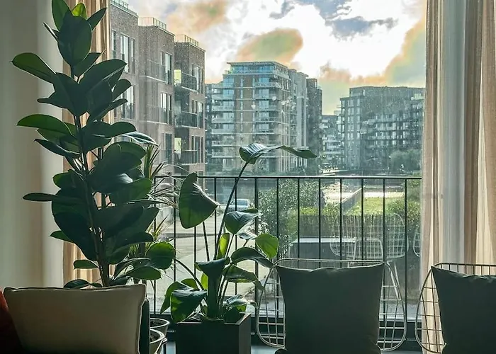 Stunning Industrial-style Loft By The Canals