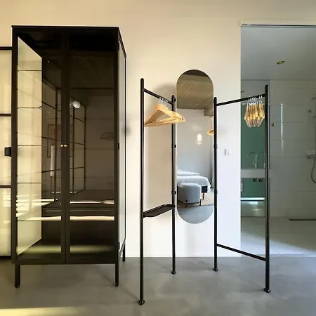 Stunning Industrial-style Loft By The Canals * Копенгаген